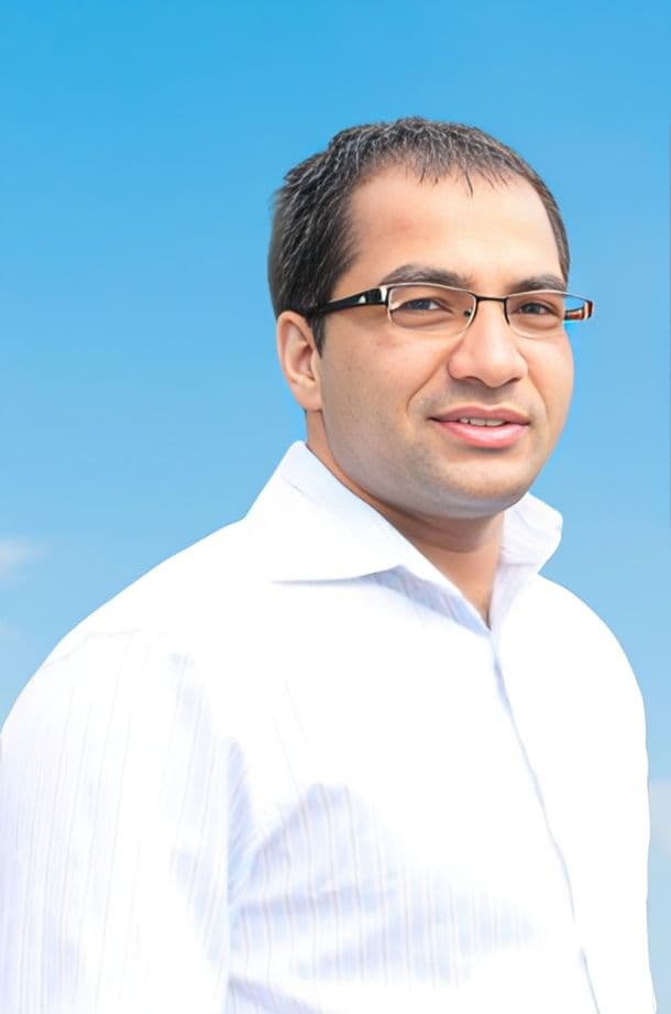 CEO of Uniguide